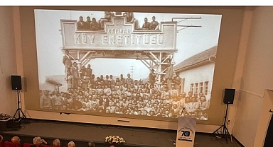 MESLEK BÜYÜKLERİNE PLAKET VERİLDİ