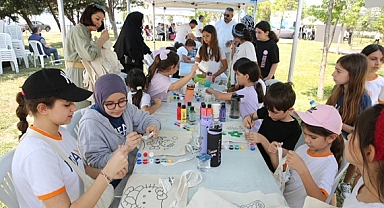 ÇEVRE KORUMA HAFTASI KİTAP TAKASIYLA RENKLENDİ