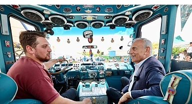 TUTKUNLAR ZAMANDA YOLCULUĞA ÇIKTI