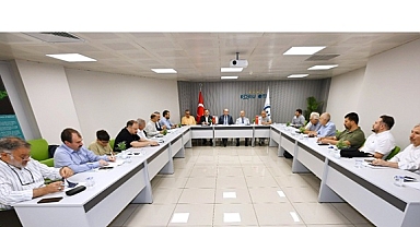 28 AKADEMİSYEN ÇALIŞTAYDA KONUŞTU