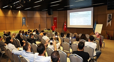 KÜÇÜKÇEKMECE'DE PERSONELE MOBBİNG EĞİTİMİ VERİLDİ