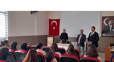 BOLU SEBEN'DE OKULLARIN KONUĞU AKADEMİSYENLER OLDU 