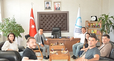 HİNDİSTAN BAŞKONSOLOSU SHİRİ MİJİTO VİNİTO ZİYARET ETTİ