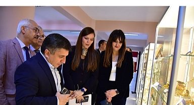 BAÜN’DE BİYOLOJİK ÖRNEKLER SERGİSİ AÇILDI