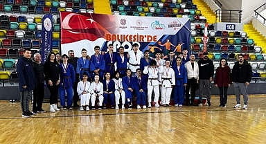 BALIKESİR BÜYÜKŞEHİR SPORCULARININ BÜYÜK BAŞARISI 
