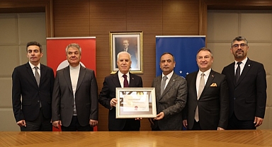 BURSA BÜYÜKŞEHİR, 'SAĞLIĞI GELİŞTİREN BELEDİYE' UNVANINI YENİLEDİ