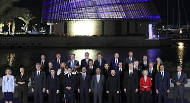 AB LİDERLERİ GAYRİRESMÎ ZİRVE İÇİN GKRY'DE BULUŞTU