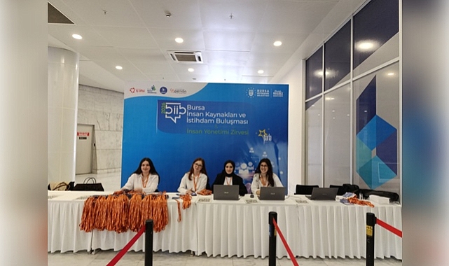 BURSA'DA 'İSTİHDAM BULUŞMASI'NA YOĞUN İLGİ
