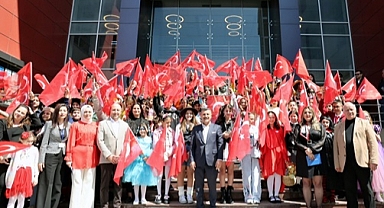 GÖRSEL KAHRAMANLAR SERGİSİ SEFAKÖY GALERİ KÜP'TE AÇILDI