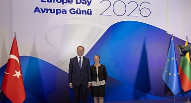 AB TÜRKİYE DELEGASYONU BAŞKANI BÜYÜKELÇİ ORAV’DAN MESAJLAR