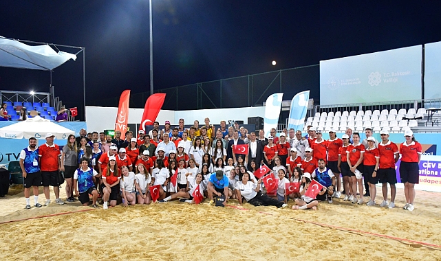 PLAJ VOLEYBOLU DÜNYA TURU BALIKESİR ETABI SONA ERDİ