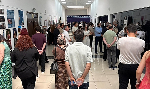 BAÜN GÜZEL SANATLAR FAKÜLTESİ MEZUNİYET SERGİSİ SANATSEVERLERLE BULUŞTU